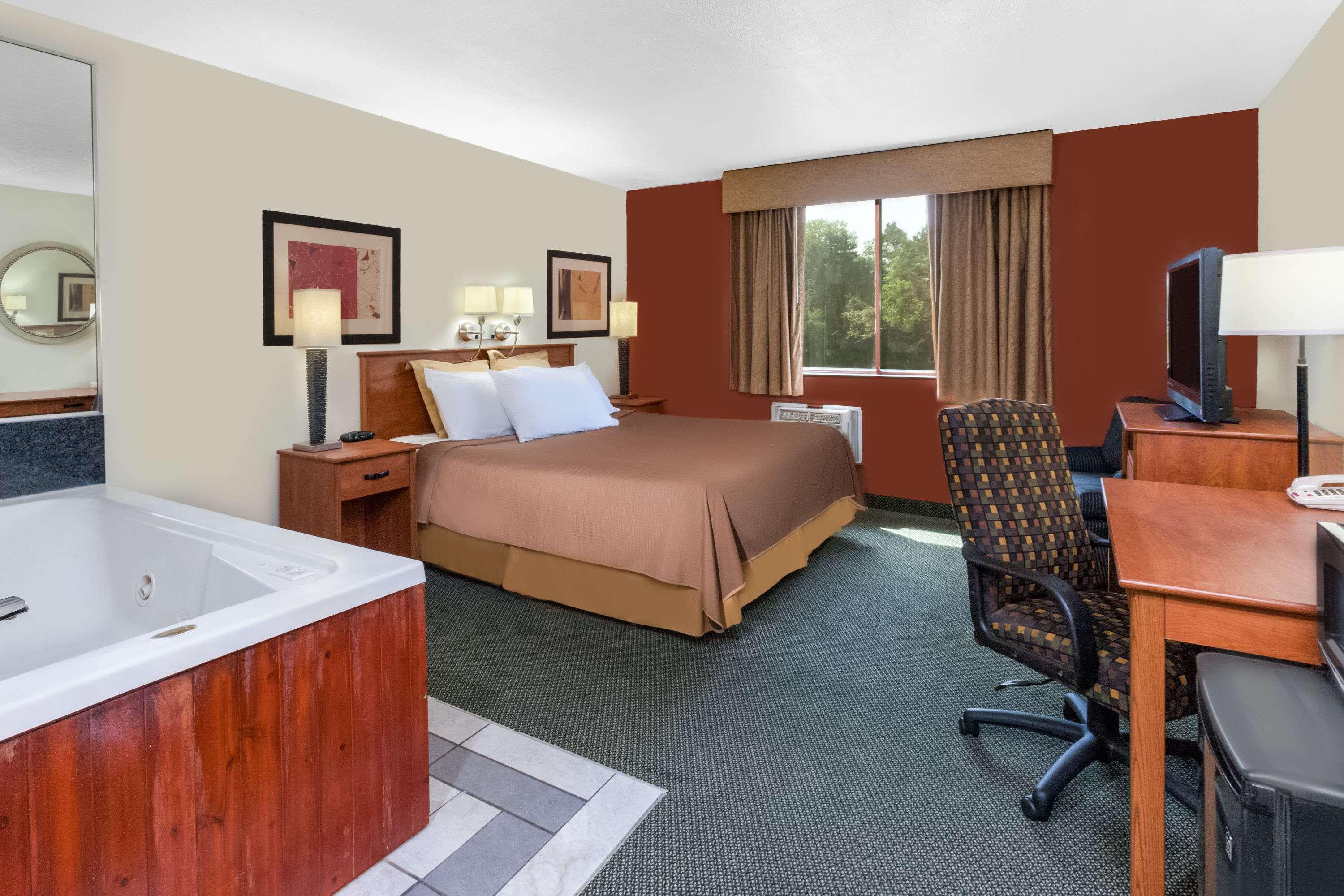 Travelodge By Wyndham Jackson Exterior photo